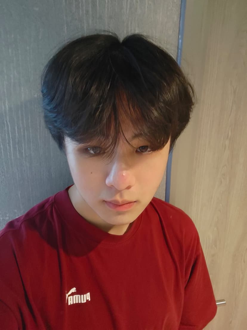 Yuchen Xu